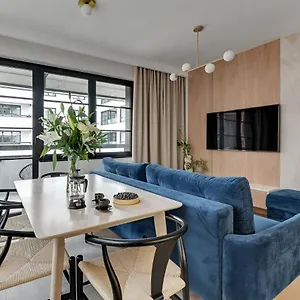 Apartament Doki Living By Blue Mandarin Parking & Foodhall, Gdańsk